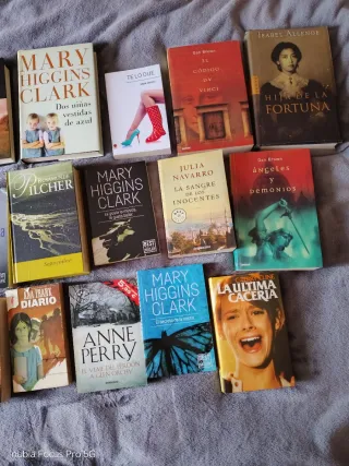 Libros, Películas VHS, dvd.
