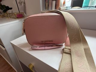 Bolso mano Valentino rosa y beige