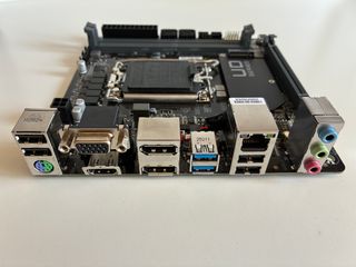 Placa Base Gigabyte H610I DDR4 Mini ITX