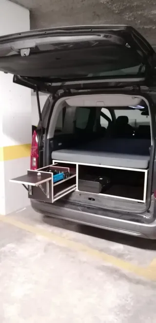 Moble camper + matalàs + aïllants