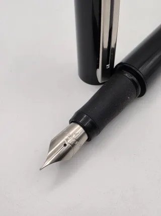 Caneta Sheaffer Award (F) Preta