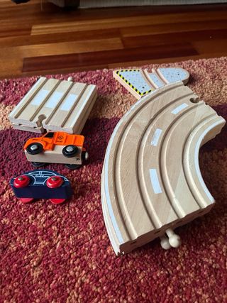 Piezas de tren de madera