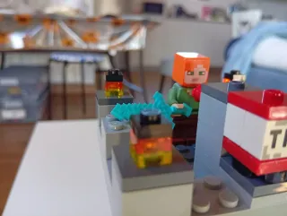 Lego Minecraft 21161 The Crafting Box