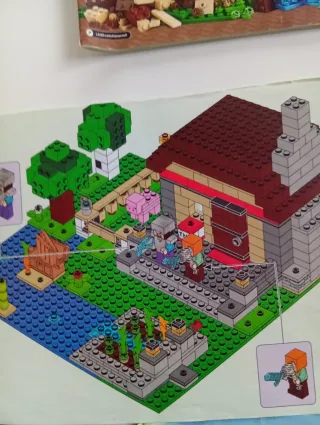 Lego Minecraft 21161 The Crafting Box