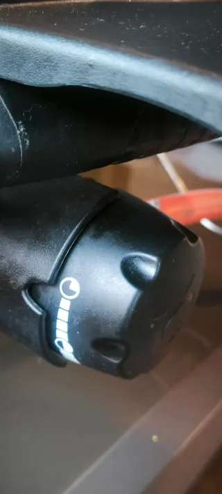 Barbacoa Weber Negra Q2200