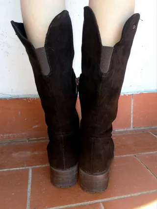 Botas altas negras