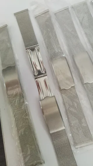 Lote de 8 brazaletes de acero de malla 18mm.