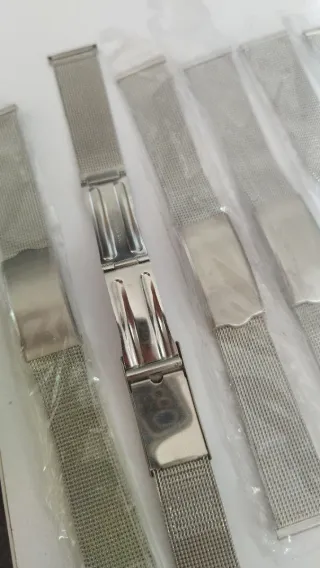 Lote de 8 brazaletes de acero de malla 18mm.