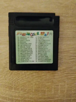 Nintendo Game Boy Color + 2 juegos 32 en 1