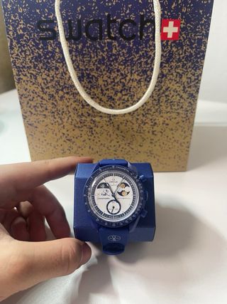 Swatch Mission to Earthphase Moonshine Gold