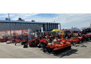 MINI TRACTOR AGRÍCOLA NUEVO MATRICULADO 4X4 30CV D