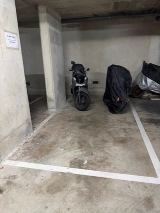 Plaza de parking para moto a compartir