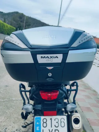 Suzuki V-Strom DL650XT 2022 Negra/Dorada