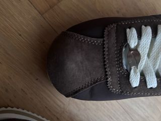 Zapatillas Nike Cortez Marrones y Blancas