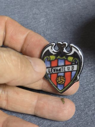 Pines para Crocs Levante UD