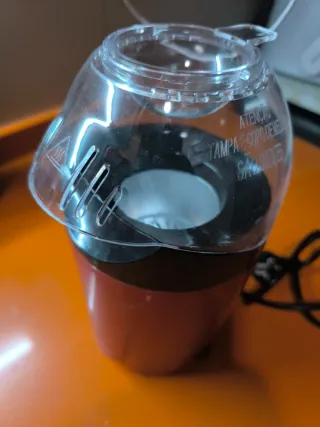 Máquina de Palomitas Roja y Negra