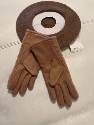 Conjunto Mulaya: Boina y Guantes Marrones