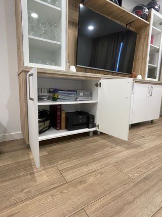 Mueble TV salón madera y cristal