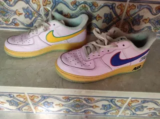 Zapatillas Nike Air Force 1 Rosa y Amarillo