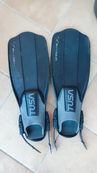 Attrezzatura immersione invernale, Pinne TUSA
