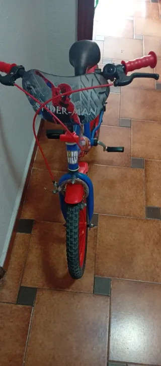 Bicicleta infantil Spiderman