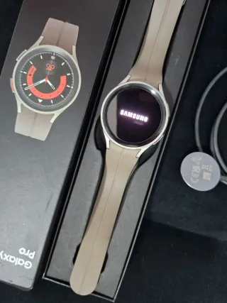 Samsung Galaxy Watch 5 Pro Beige