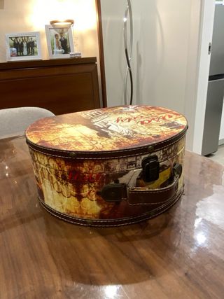 Caja decorativa vintage