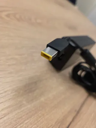 Alimentatore Lenovo 90W