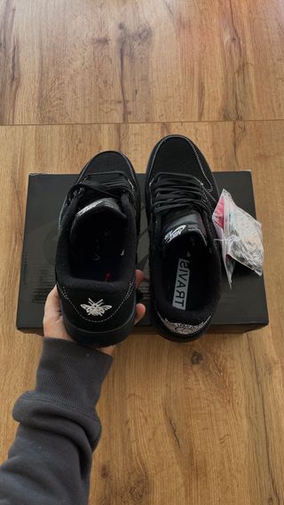 Jordan 1 Low Travis Scott Negro