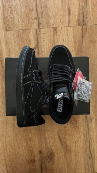 Jordan 1 Low Travis Scott Negro
