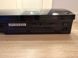 PS3 60GB Retrocompatible + Caja + 2 Mandos