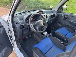 Peugeot Partner 2012