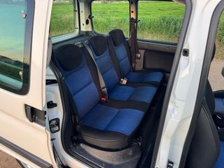 Peugeot Partner 2012