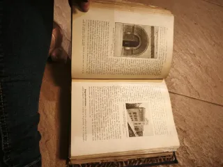 Geografía Universal Atlas Libro Antiguo