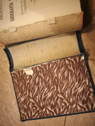 Geografía Universal Atlas Libro Antiguo