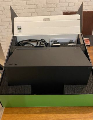 Xbox Series X 1TB con 2 mandos y juegos