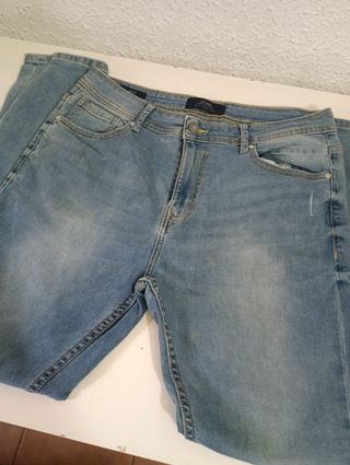 Pantalón vaquero azul