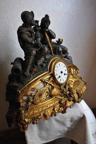 Reloj de sobremesa estilo Imperio Francés -