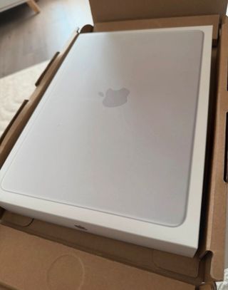 MacBook Neo 13 256GB Plata