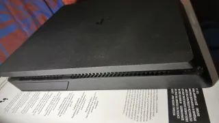 Ps4 500g + 2 mandos originales + Disco Duro Ext