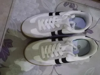 Zapatillas deportivas chica talla 36