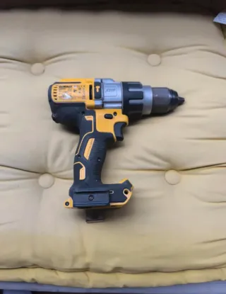 Taladro DeWalt 18V XRP + Batería 5Ah