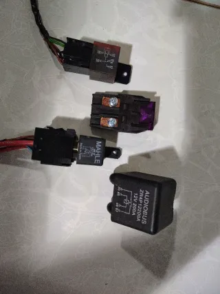 Conjunto de 3 Reles Automoción