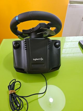 Volante Logitech G29 Driving Force PS5/PS4/PS3