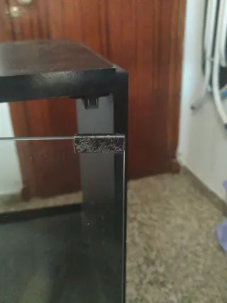 Mueble expositor con puerta de cristal