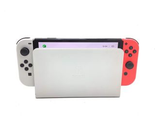 E736530-0 Nintendo Switch Oled