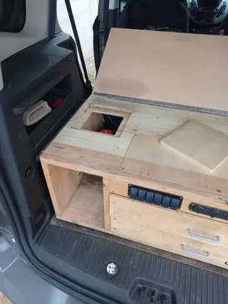 Módulo Camper Ford Tourneo Courier