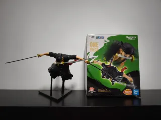 One Piece Roronoa Zoro Figura
