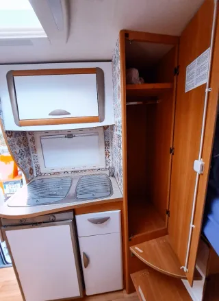 AUTOCARAVANA Ford genesis 2009