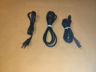 Consola PS4 Sony Negra + 2 Mandos